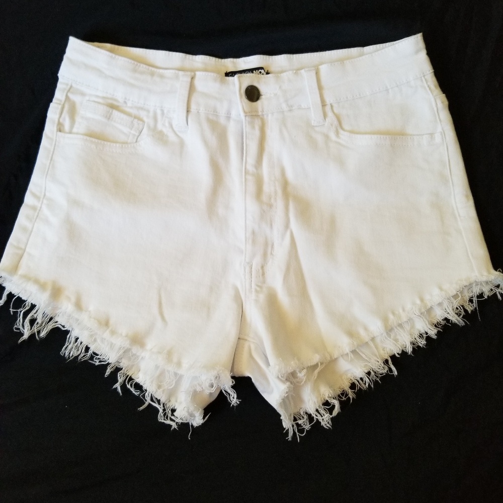 White high rise shorts